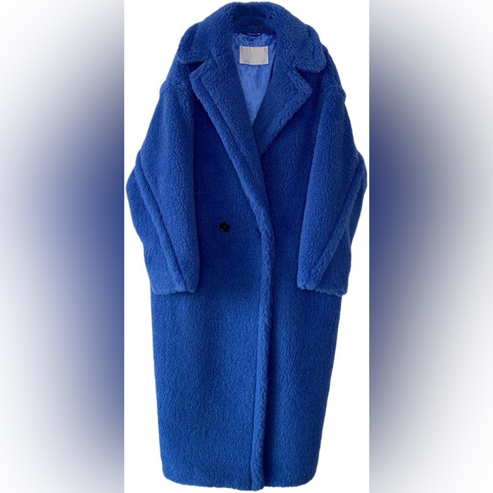 Max Mara Teddy Coat. Size S